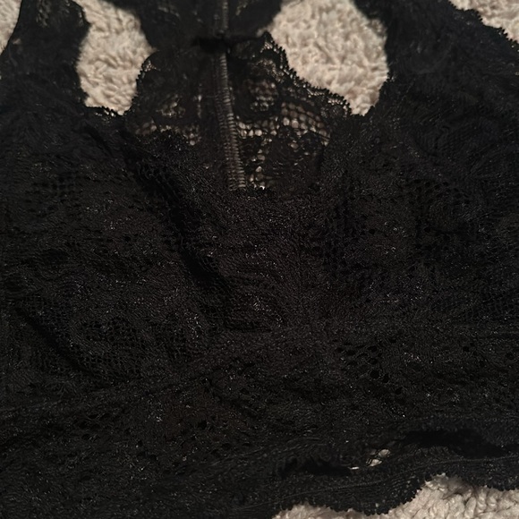 Bralette black lace express size small - Picture 2 of 4